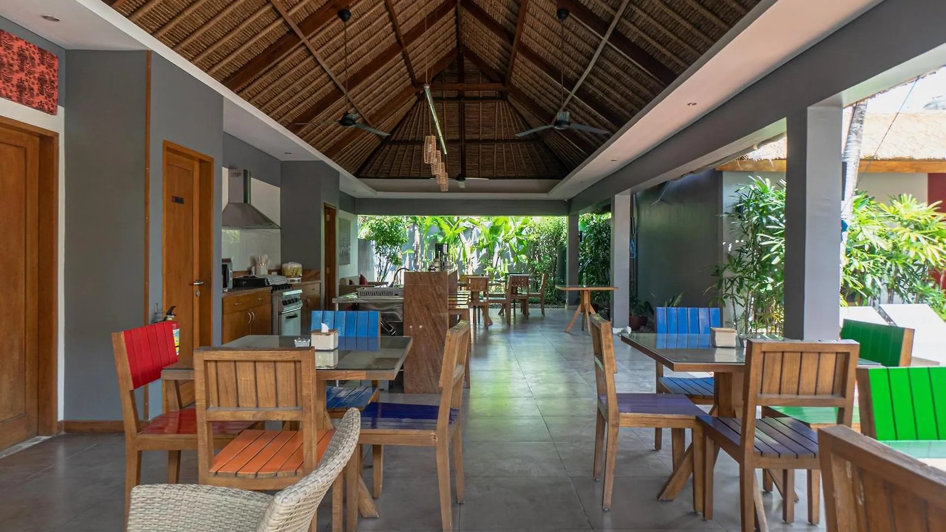 Balinea Holiday Home Seminyak  3*, Seminyak (Bali)