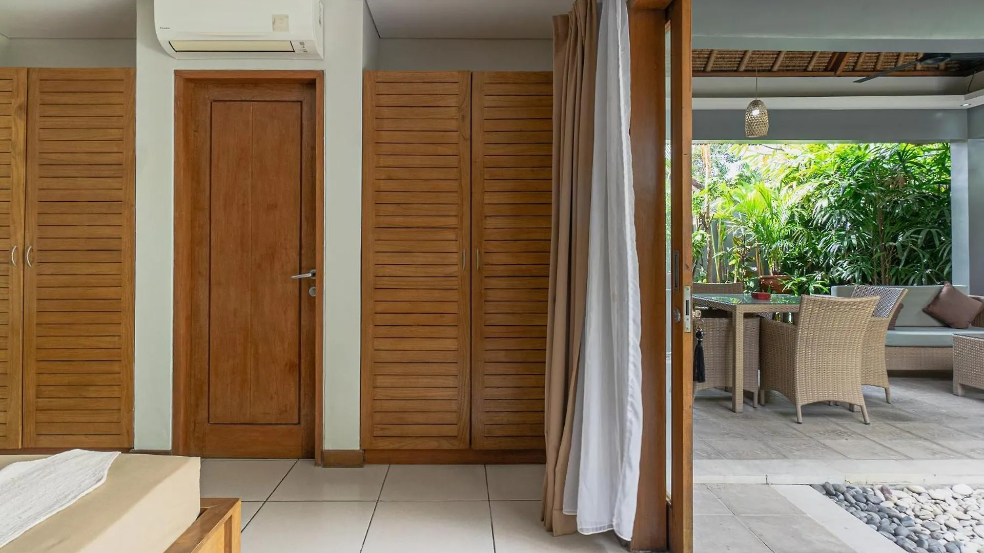 Balinea Holiday Home Seminyak  3*, Seminyak (Bali) Indonesia