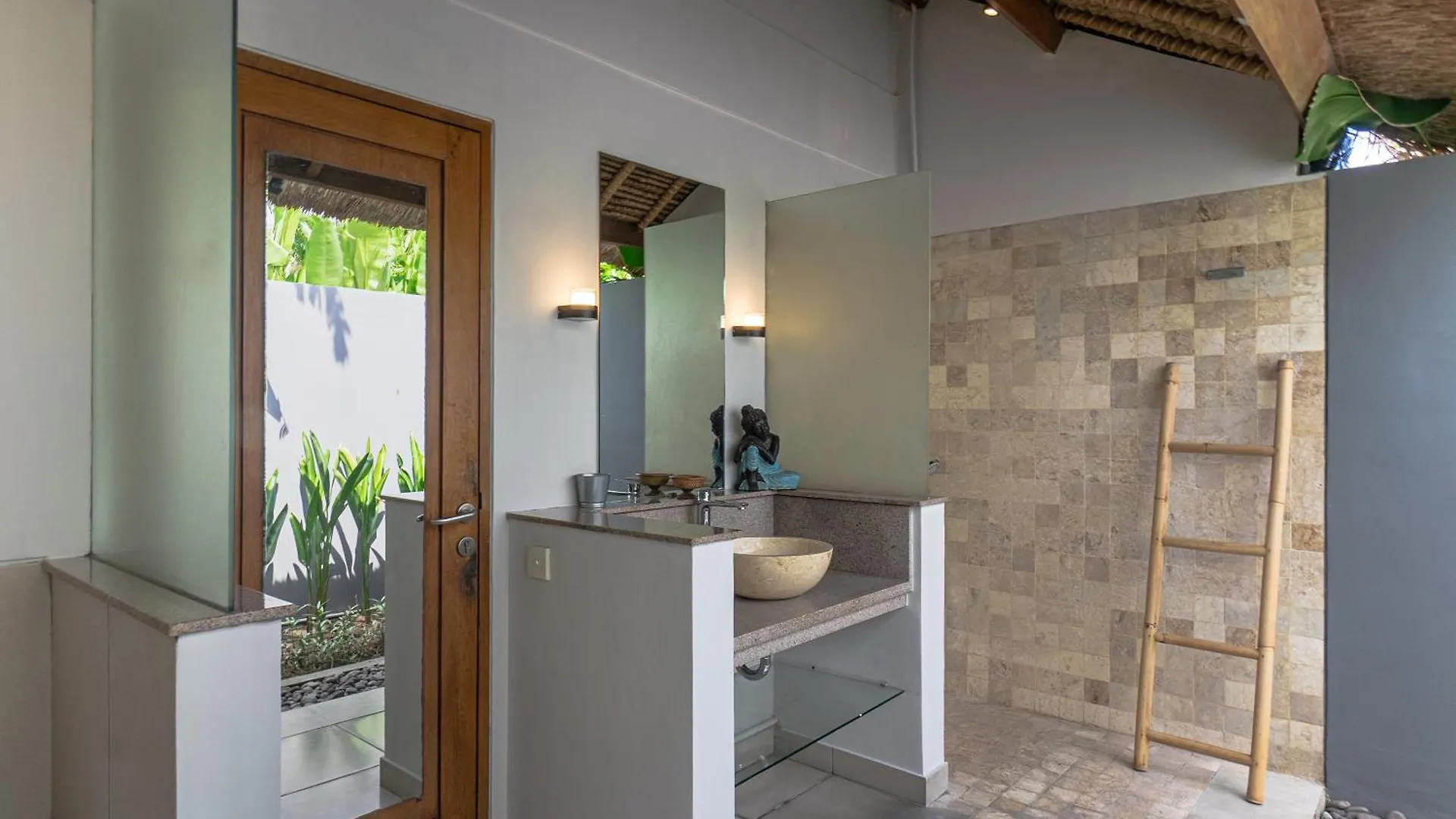 *** Holiday park Balinea Holiday Home Seminyak  Indonesia