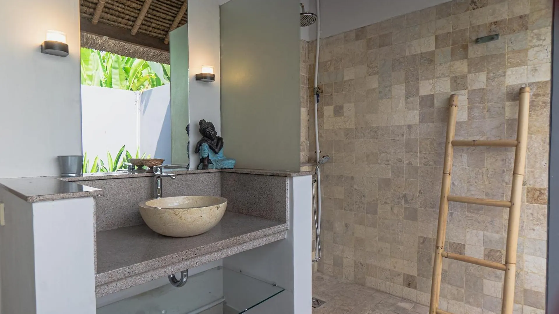 Balinea Holiday Home Seminyak  Seminyak (Bali)